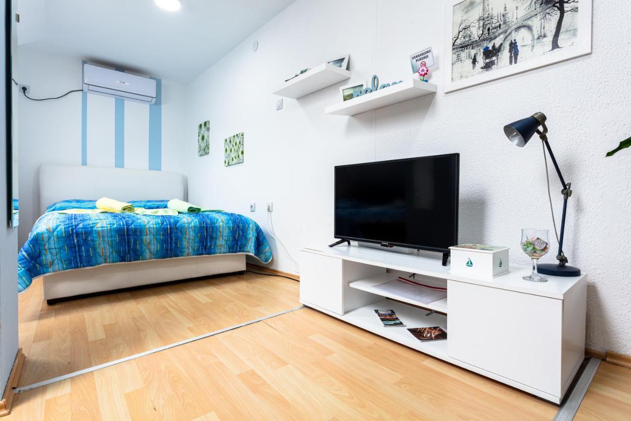 Sb Centar Apartmani Ni エクステリア 写真